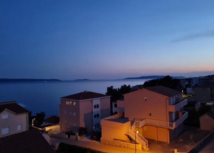 Luxury Apartment- Balcony- Private Rooftop And Jacuzzi- Common Pool Trogir