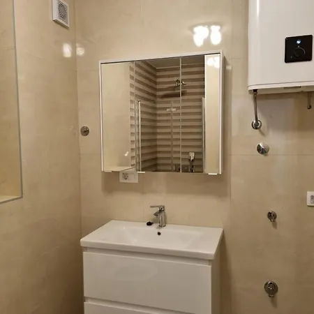 Apartmán Luxury Apartment- Balcony- Private Rooftop And Jacuzzi- Common Pool *